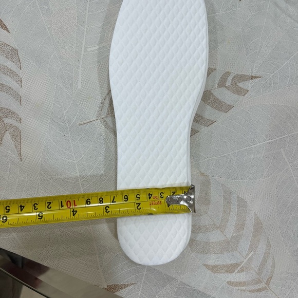 White Shoe Insoles for men 20 pairs. - Picture 3 of 4